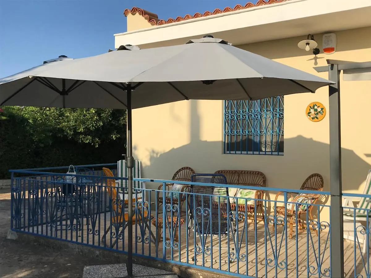 Villa Pomelie di Vendicari Noto 0*,  Italia